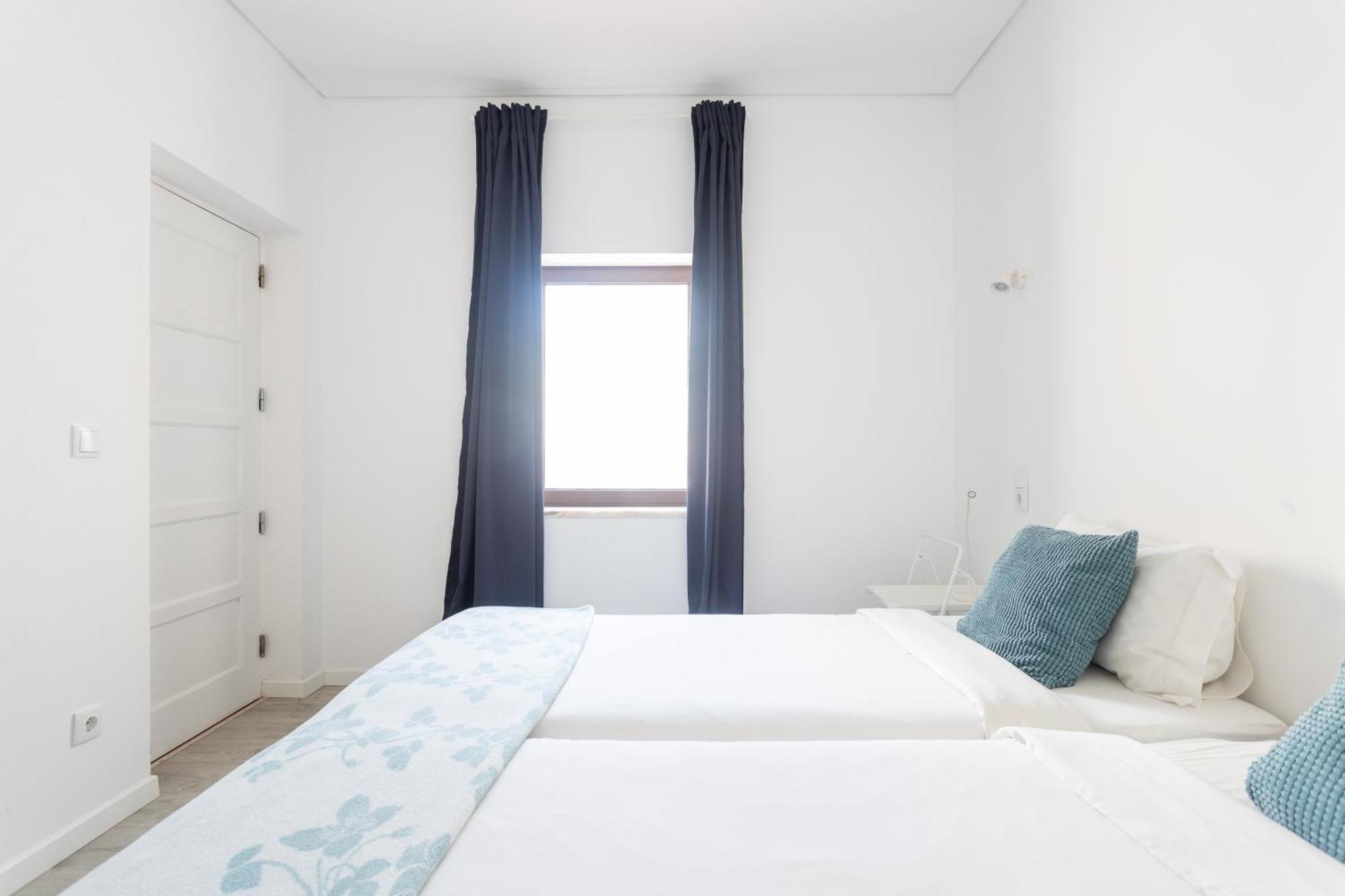 Blue Buddha Beach House Ericeira Room photo