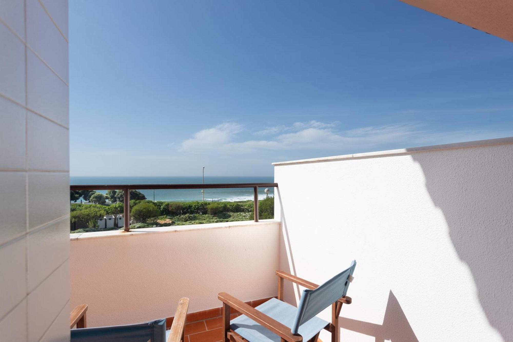 Blue Buddha Beach House Ericeira Room photo